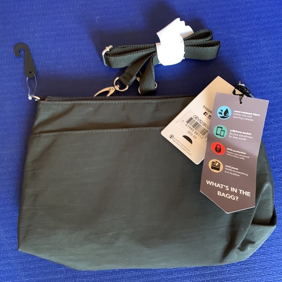 Baggalini New Shoulder Bag - Picture 2 of 4